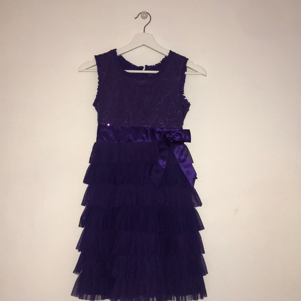 Never worn Jona Michelle sparkly ruffle dress
